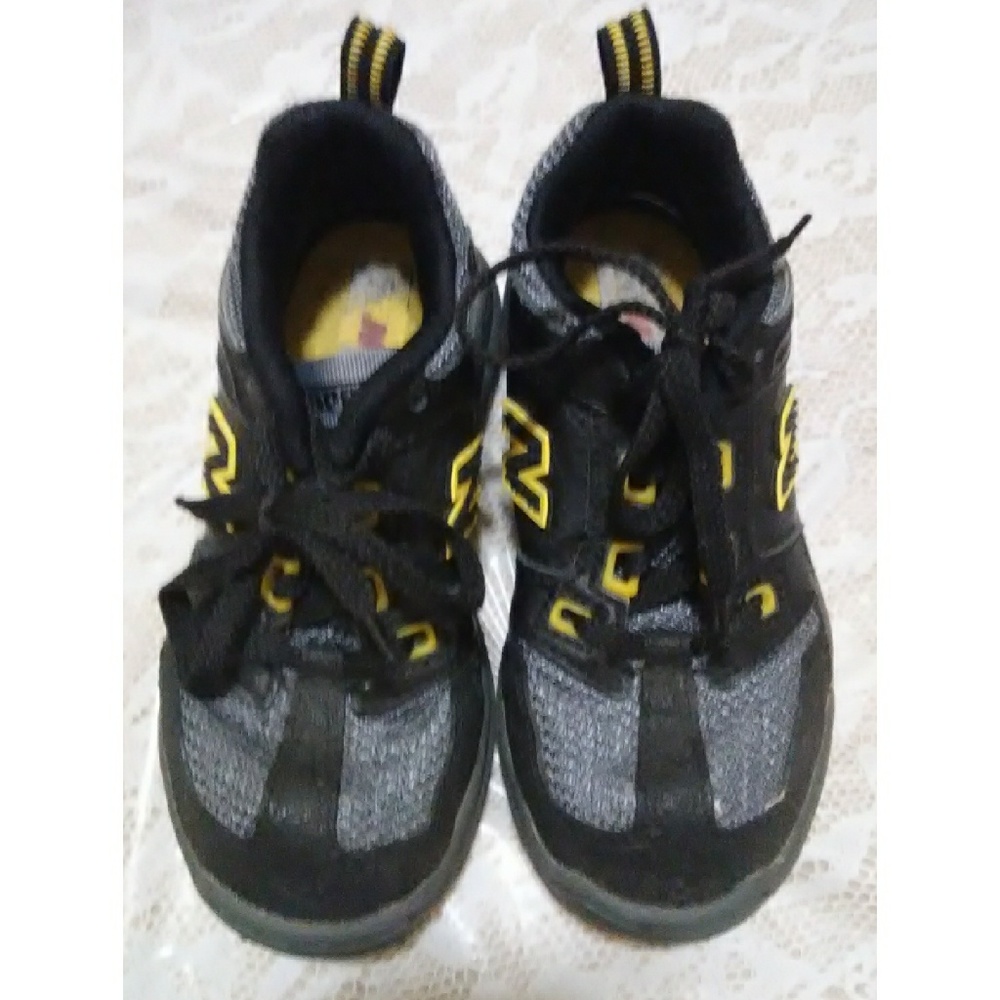 New balance nen force shoes